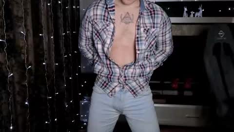 Matt online show from December 26, 6:01 pm