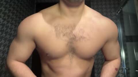 Snapshot of matt_artim chatting on December 31, 6:48 am The Matt Leon online show from December 31, 6:48 am