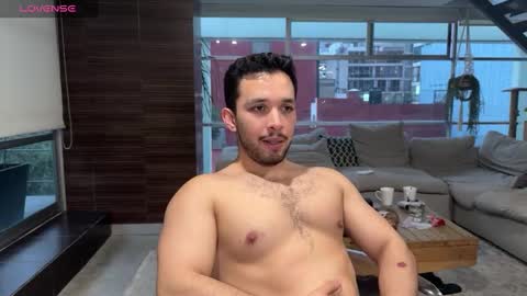 Snapshot of matt_artim chatting on March 4, 12:50 am The Matt Leon online show from March 4, 12:50 am