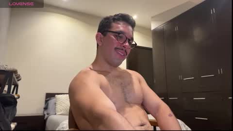 Snapshot of matt_artim chatting on November 6, 12:55 am The Matt Leon online show from November 6, 12:55 am