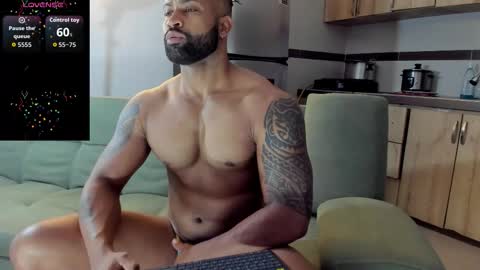 matt rodriguez92 online show from October 8, 9:29 am