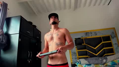 Snapshot of mattdevon chatting on November 2, 4:53 pm Matt online show from November 2, 4:53 pm