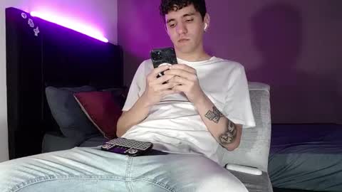 ---Matteo--- online show from February 17, 2:08 am