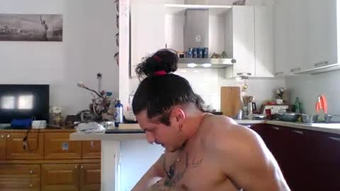 matteushh87 online show from March 7, 10:35 am