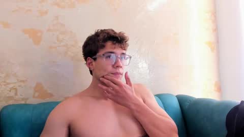 Snapshot of matthewfire1 chatting on October 1, 10:49 pm matthew online show from October 1, 10:49 pm