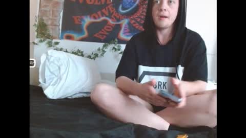 mattiuftm online show from October 4, 5:05 am