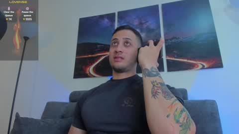 mattsaill_ online show from January 28, 1:38 pm