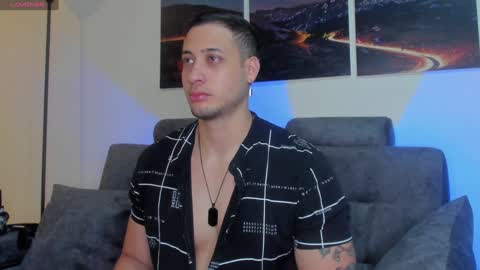 mattsaill_ online show from February 6, 11:21 am