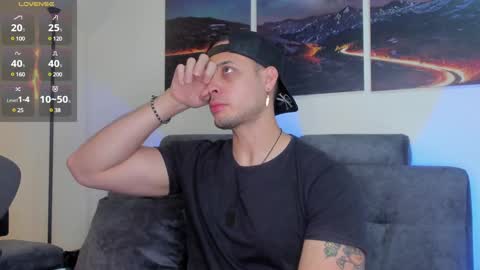 mattsaill_ online show from February 7, 12:06 pm