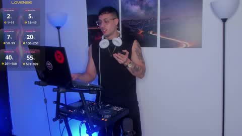 mattsaill_ online show from November 7, 11:38 pm