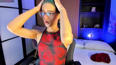 Snapshot of mattthompsonn chatting on November 17, 9:20 pm Matt online show from November 17, 9:20 pm