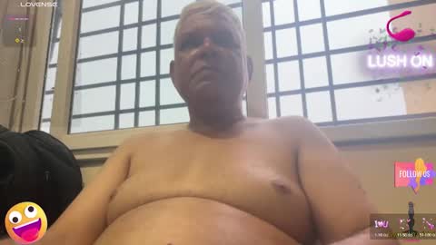 Snapshot of maturedman_44 chatting on October 26, 12:27 am DEV online show from October 26, 12:27 am