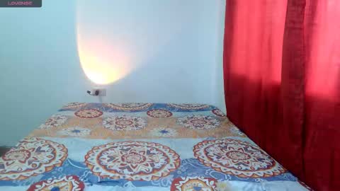 Snapshot of matureeliza chatting on February 19, 4:25 pm matureeliza online show from February 19, 4:25 pm