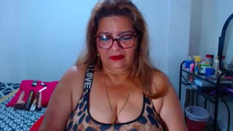 maturehot649 online show from March 15, 8:59 pm