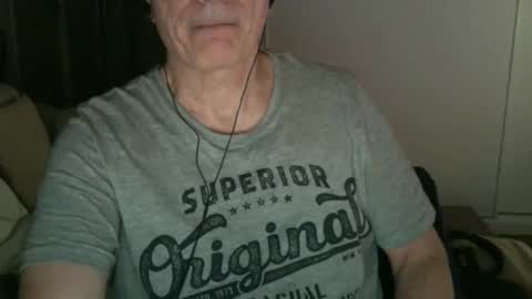 maturehotman online show from January 9, 8:44 pm