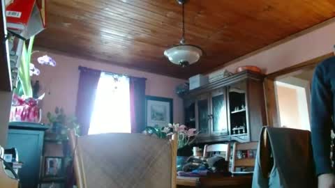 Snapshot of mauriceandre chatting on January 22, 2:14 pm Maurice online show from January 22, 2:14 pm