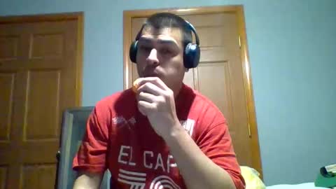 mauricescott online show from February 21, 3:07 am