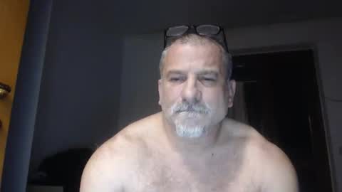 Snapshot of mauro1971 chatting on November 8, 7:12 pm mauro1971 online show from November 8, 7:12 pm