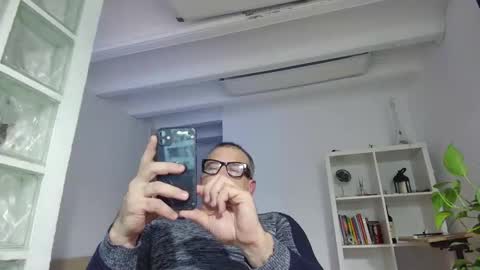 Snapshot of mauro1971 chatting on November 18, 12:20 pm mauro1971 online show from November 18, 12:20 pm