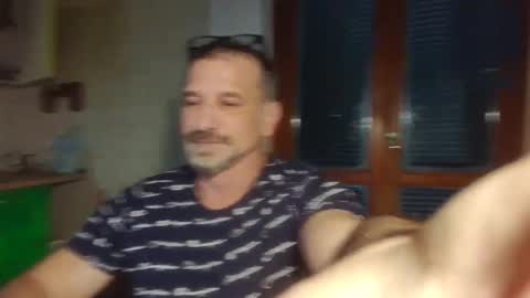 Snapshot of mauro1971 chatting on November 24, 12:05 pm mauro1971 online show from November 24, 12:05 pm