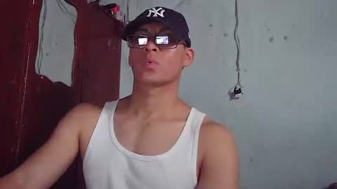 Mauro online show from December 3, 10:52 pm