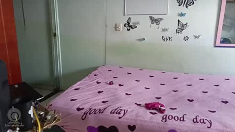 mauroluxandra online show from February 16, 4:10 pm