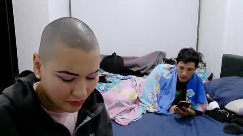 mauroluxandra online show from November 17, 4:07 am