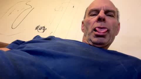 maverick7000 online show from March 11, 5:49 am