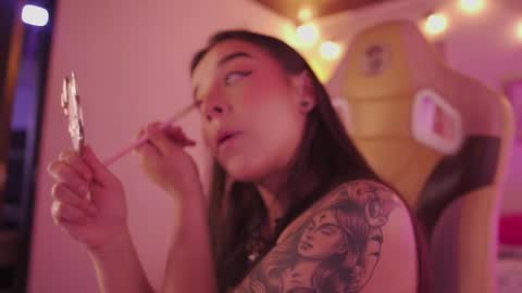 Mavi online show from February 5, 6:56 pm