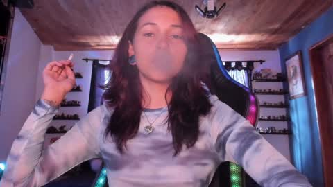 Hilary online show from January 18, 6:53 pm