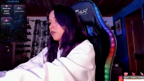 Hilary online show from October 14, 11:49 pm