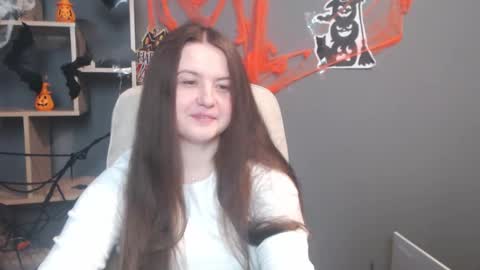 Snapshot of mavkacute chatting on November 3, 7:04 pm MavkaCute online show from November 3, 7:04 pm