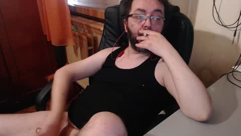 Snapshot of max818k chatting on January 11, 7:49 am Max online show from January 11, 7:49 am