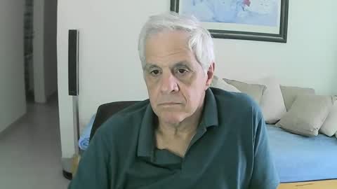 Snapshot of max_2017 chatting on November 19, 10:21 pm max_2017 online show from November 19, 10:21 pm