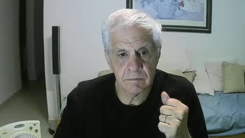 Snapshot of max_2017 chatting on November 29, 4:04 am max_2017 online show from November 29, 4:04 am