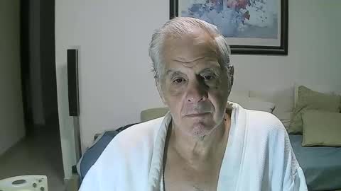 max_2017 online show from February 9, 2:15 am