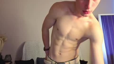 Snapshot of max_foks chatting on September 19, 5:09 am Max online show from September 19, 5:09 am