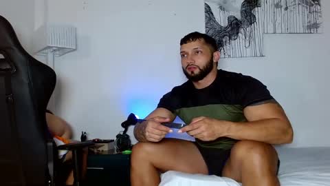 Snapshot of max_mayer chatting on January 19, 11:00 pm Maximo Mayer online show from January 19, 11:00 pm