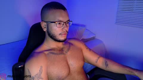 Snapshot of max_meyer chatting on September 13, 10:53 pm max_meyer online show from September 13, 10:53 pm