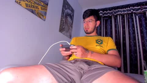 Max online show from February 3, 11:31 am