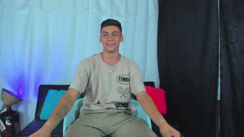 MAX     online show from January 24, 8:23 am