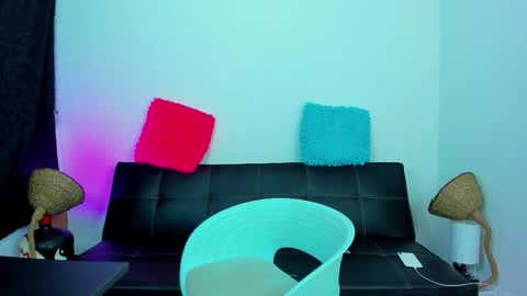 MAX     online show from September 14, 9:41 am