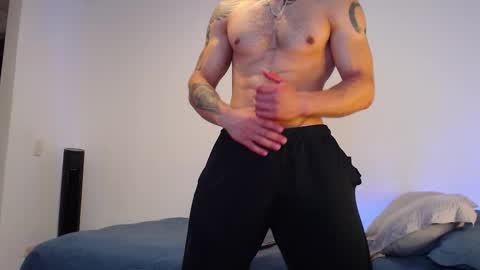 Snapshot of max_xl_ chatting on November 29, 3:59 pm max_xl_ online show from November 29, 3:59 pm