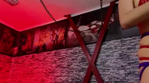 Max  Dalyn online show from February 2, 1:12 am