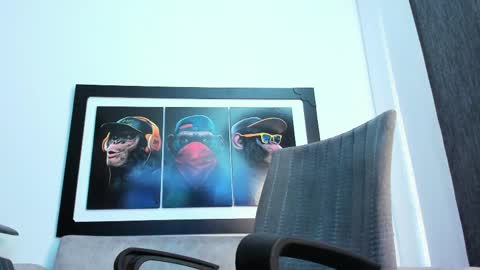 Maxcarther online show from April 8, 9:59 pm