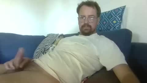 Snapshot of maxhorn591 chatting on October 7, 1:19 pm maxhorn591 online show from October 7, 1:19 pm