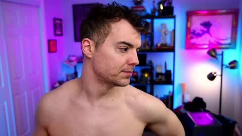 Max Hughes online show from May 6, 3:24 am