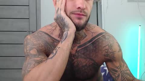 Maximus Fox online show from September 15, 5:51 am