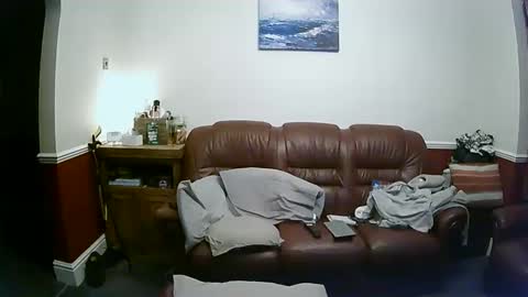 Snapshot of maxi_johnes chatting on December 8, 11:19 pm MAX online show from December 8, 11:19 pm