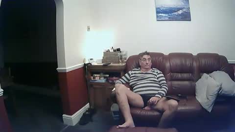 Snapshot of maxi_johnes chatting on March 6, 10:04 pm MAX online show from March 6, 10:04 pm